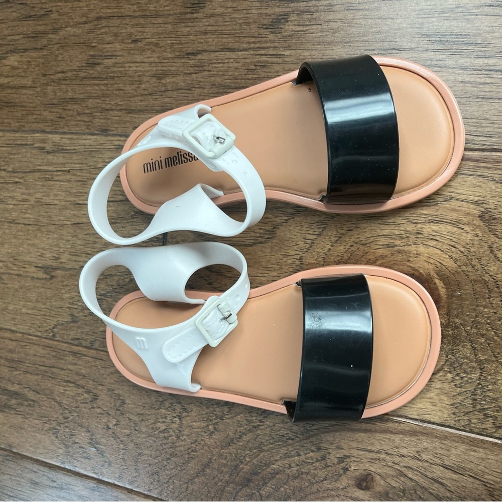 Mini Melissa Black and White Sandals - NWOT - little girls size 10